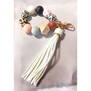 New Handmade Silicone Key Ring Bracelet Bag Charm Keychain Elastic & Portable